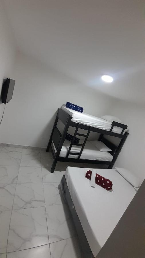 Apartahotel Malaga Медельин Экстерьер фото